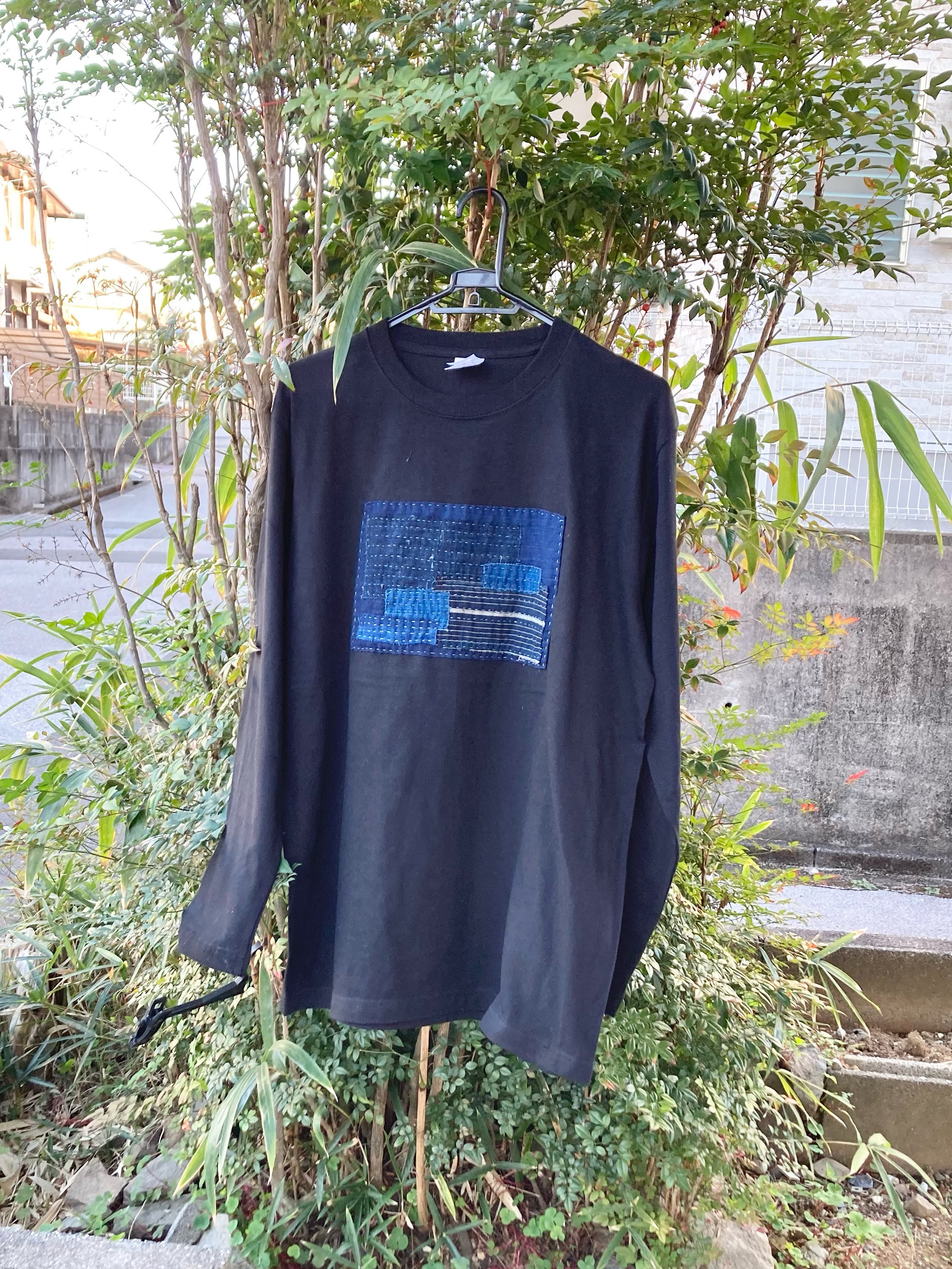 751 sizeL 襤褸　tシャツ 古布　リメイク　藍染　藍染め　パッチワーク　刺し子　ヴィンテージ　ボロ　BORO