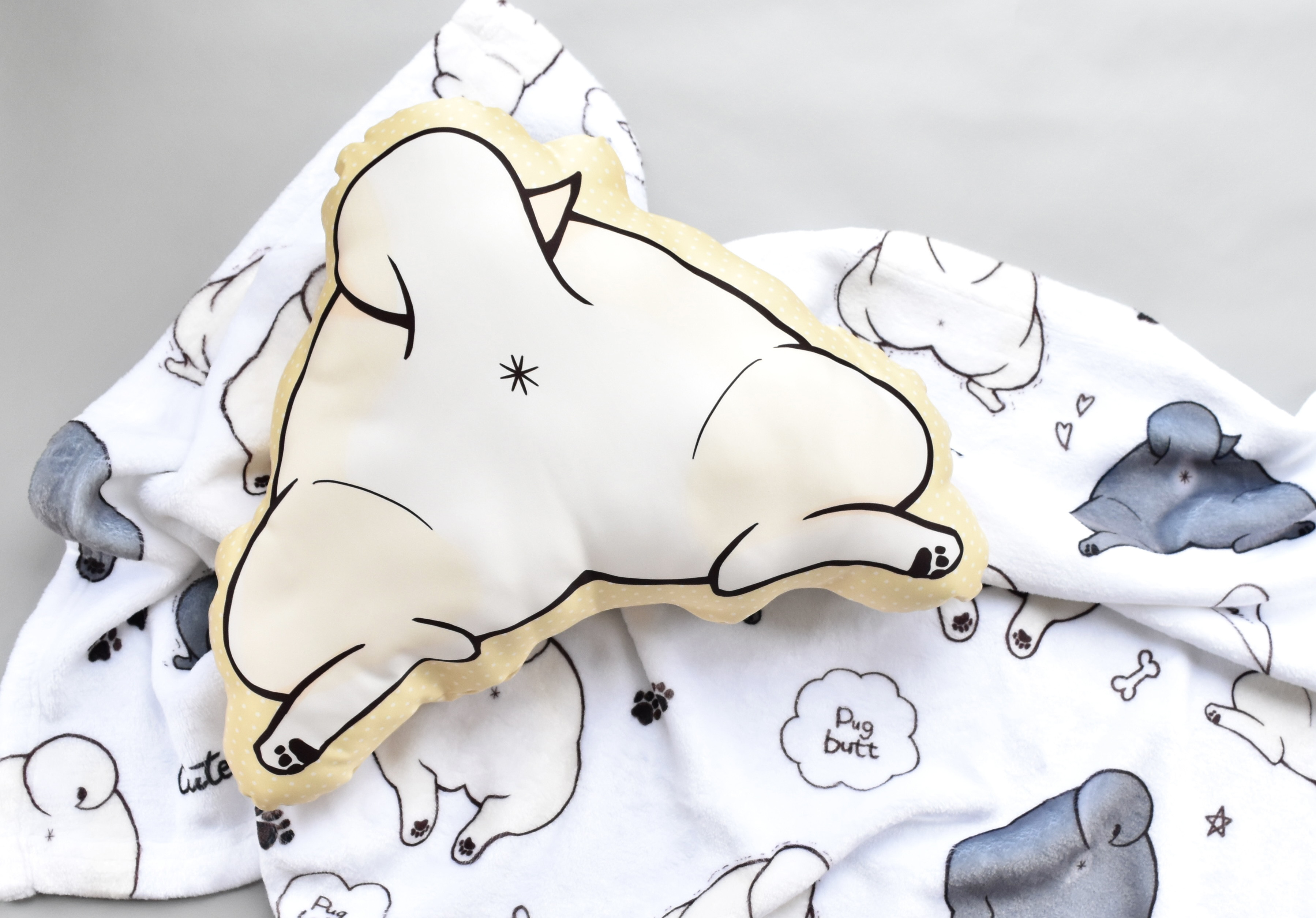 【パグ尻クッション＆ブランケット】リラックスセット♪