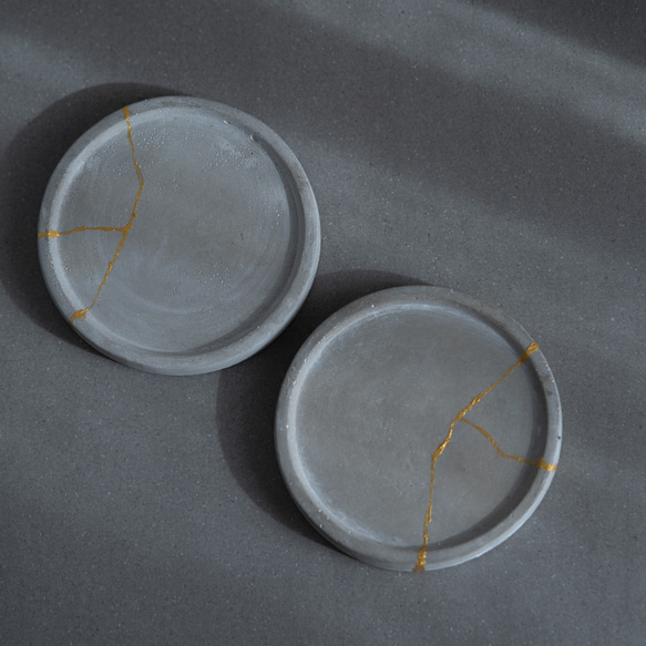 金継ぎ風コンクリートトレイ【アクセサリーソーサー】 3枚目の画像