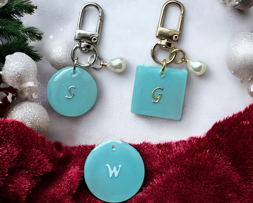 Tiffany イニシャルr キーホルダー 希少美品 Tiffany & Co. - Tiffany イニシャルr キーホルダー 希少の通販