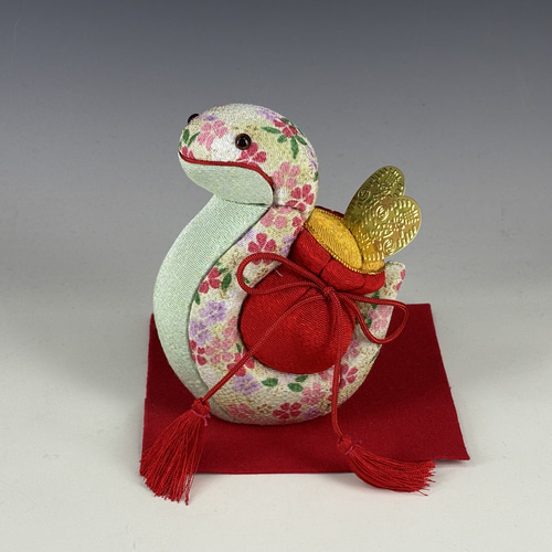 干支　十二支　木目込み巳　龍村美術織物　置物　東洋　縁起物　へび　新品未使用品 2025年 干支置物 龍村美術織物 木目込人形 巳年 令和7年 蛇 へび et