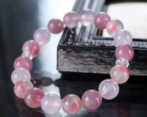 【ロードナイト＆パープルローズクォーツ】内径約15cm 浄化済み No,343 桜の花弁のようなロードナイトシリカと二色のローズクォーツの 優しい