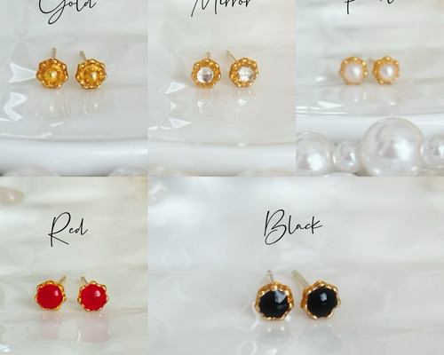 専用 スモールレディ [ちびムーン] イヤリング 樹脂ピアス めっちゃちっちゃい！4mm お花 ピアス♡送料無料♡ステンレス