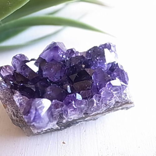 ✳️神々しい輝き✨美麗濃紫の綺麗な輝き✨ウルグアイ産 アメジストクラスター 天然石 ✳️神々しい輝き✨美麗濃紫の綺麗な輝き✨ウルグアイ産