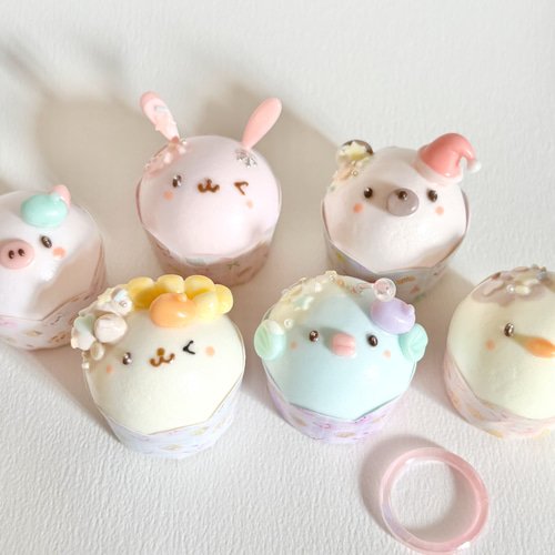 置物】うさぎ フェイクスイーツ 動物のミニカップケーキ クリスマス