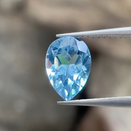 天然スイスブルートパーズルース トパーズ 美しいスイスブルートパーズ ルース 2.40 カラット ペア