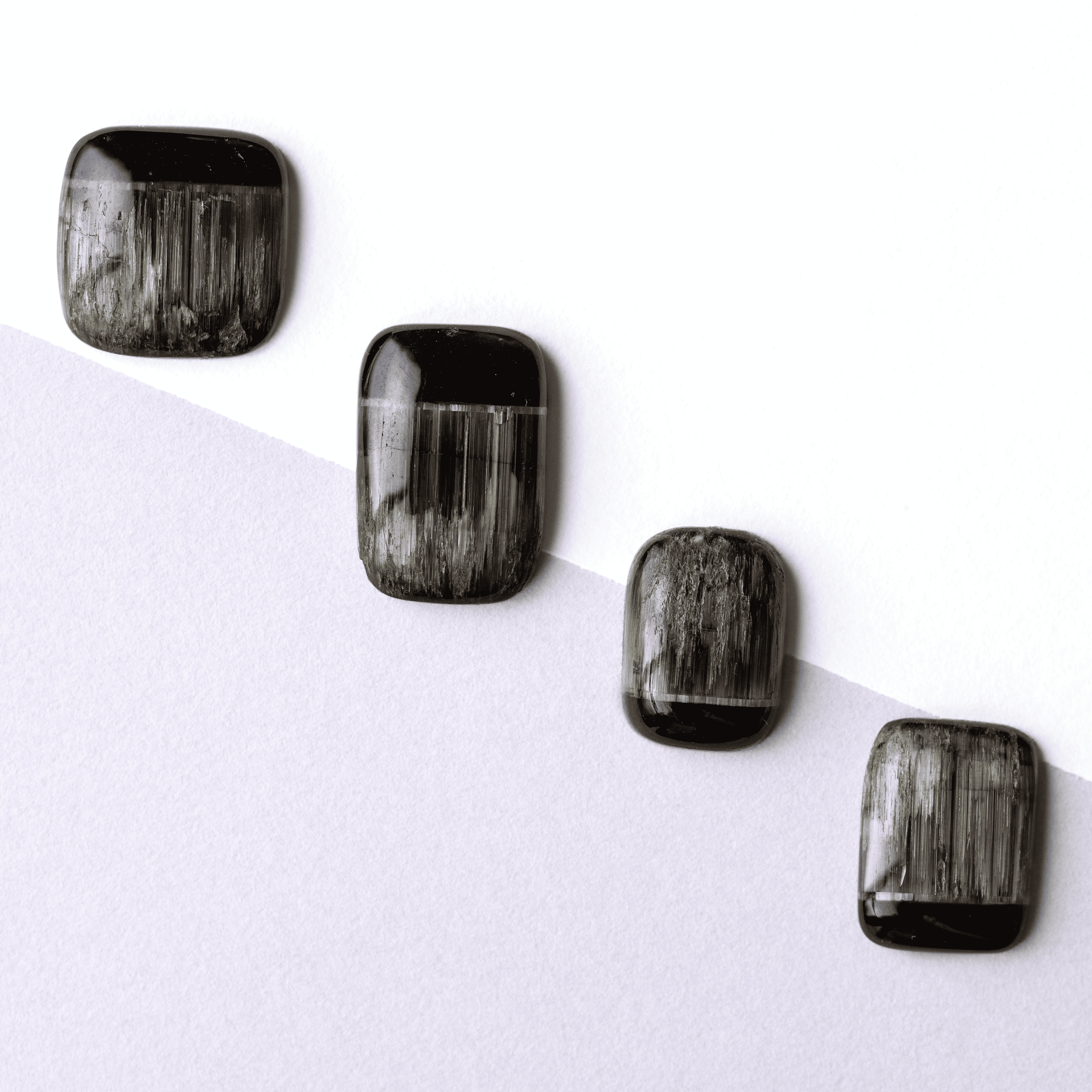 【シックでミステリアスな輝き】キャッツアイトルマリン 14.9ct