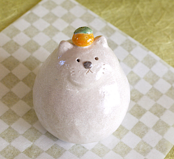 ニャンコの鏡餅風置物 4枚目の画像
