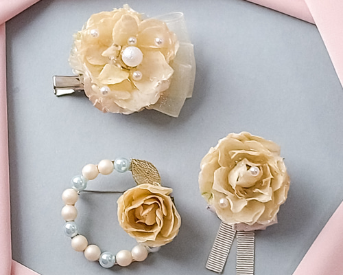 小さな植物園│ほころぶバラのコサージュ・ブローチセット コサージュ