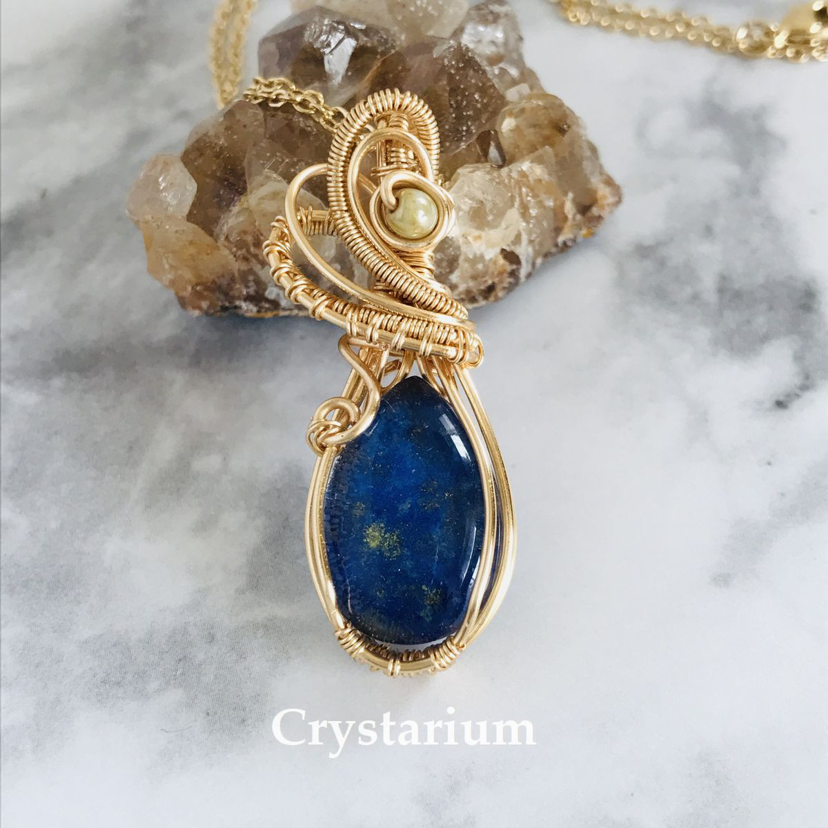 ラピスラズリ×クリスタルのワイヤーワークペンダント　◇天象儀Ⅰ◇