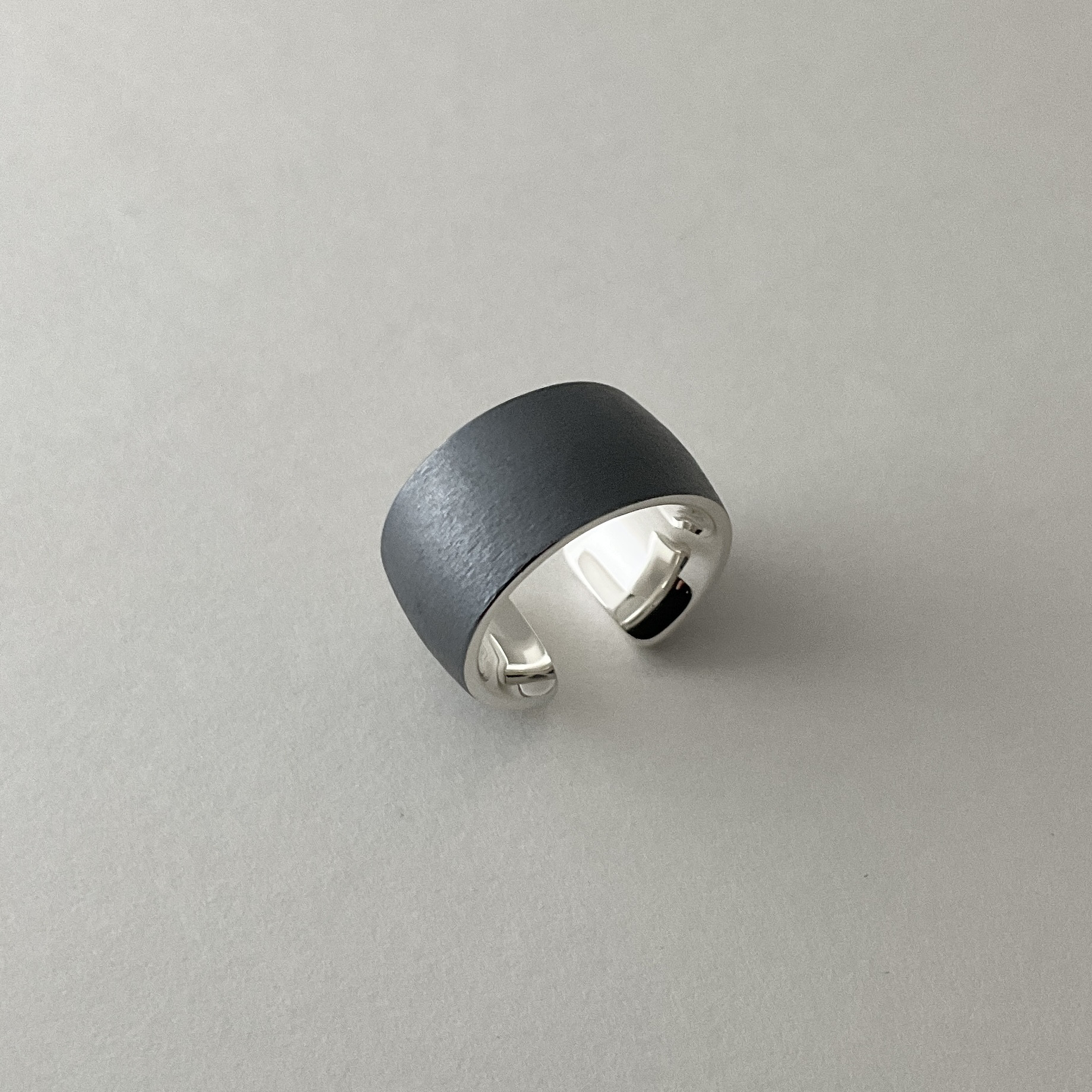 oboro イヤカフ　いぶし仕上げver.（silver 925）