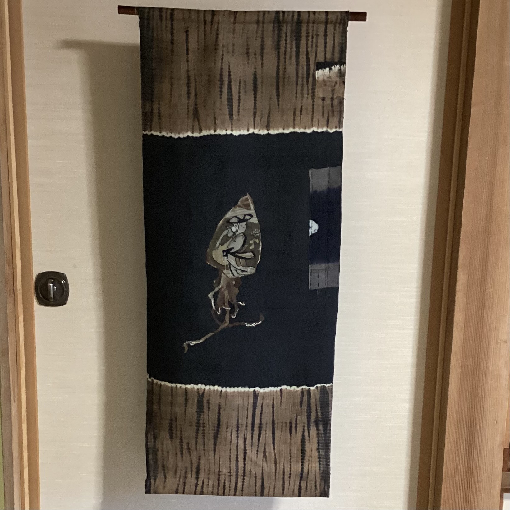 イカ　デザインのタペストリー　②