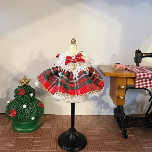 クリスマスドレス＊赤ちゃんサイズ おもちゃ・人形 merril 通販