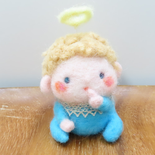 天使の赤ちゃん♪ 羊毛フェルト 紫花 通販 18621044｜Creema(クリーマ)