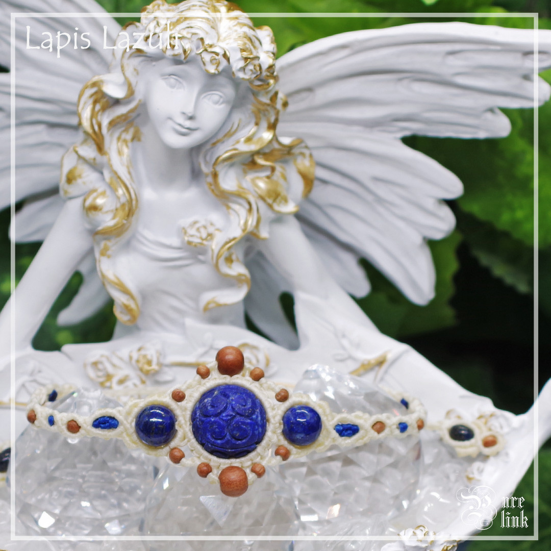 蒼き聖石『ラピスラズリ』マニ車彫マクラメ編みブレスレット