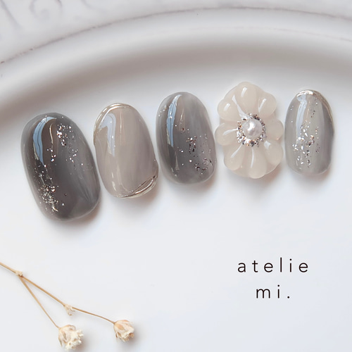 選べるカラー♡うるうるフラワーのニュアンスネイルチップ*成人式