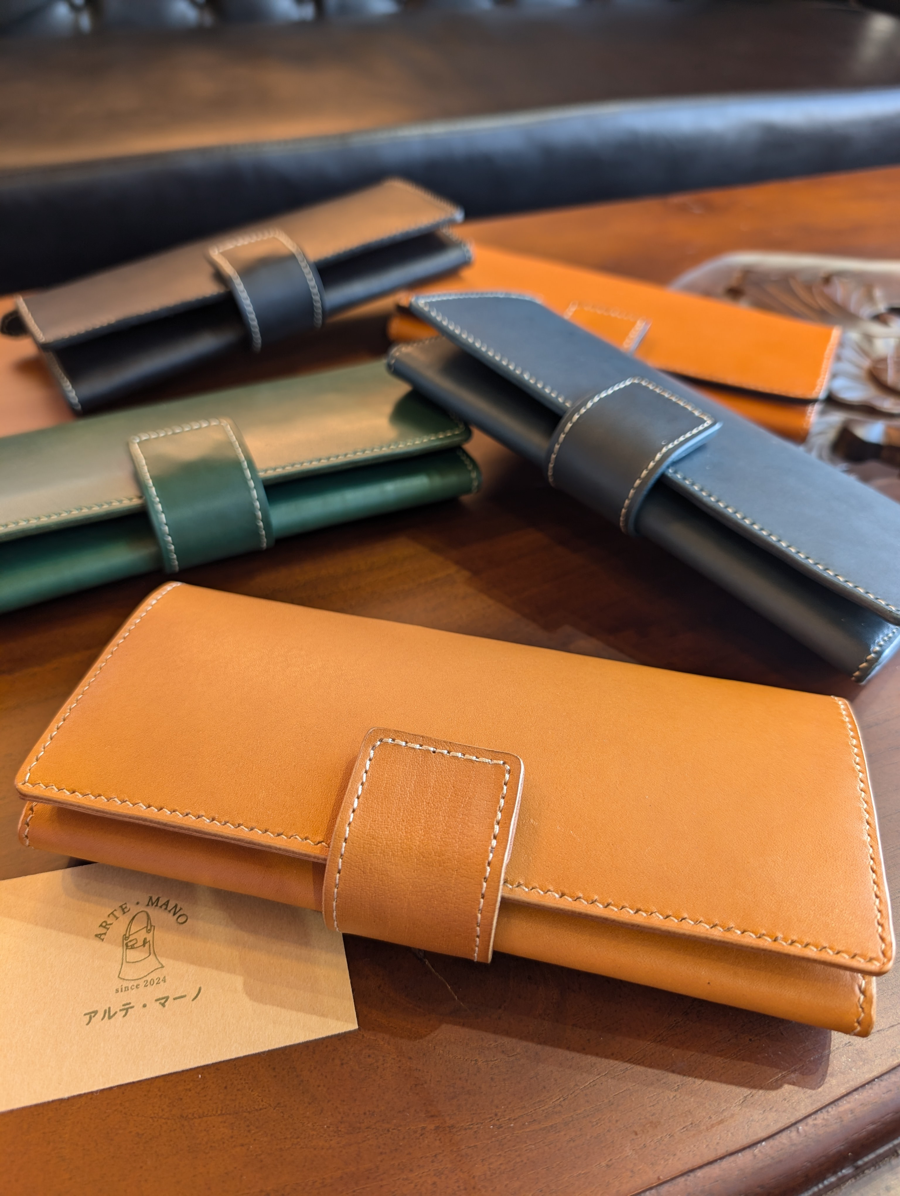 【全て手作りの一点もの革小物】一生もの長財布・ロングウォレット～アルテ・マーノ～