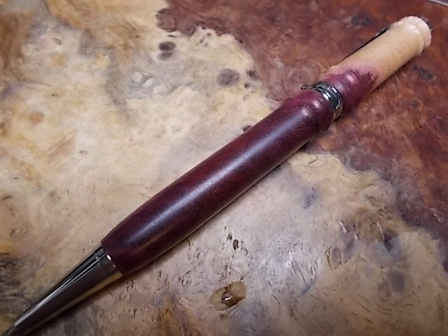 パープルハート白太付きの ボールペン！　　手作り一品物！プレゼントに！