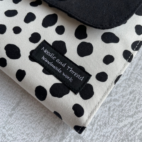 ✳︎ハンドメイド✳︎ポーチ付きティッシュケース　ダルメシアン柄　カード入れにも♪ ✳︎ハンドメイド✳︎ポーチ付きティッシュケース ダルメシアン柄