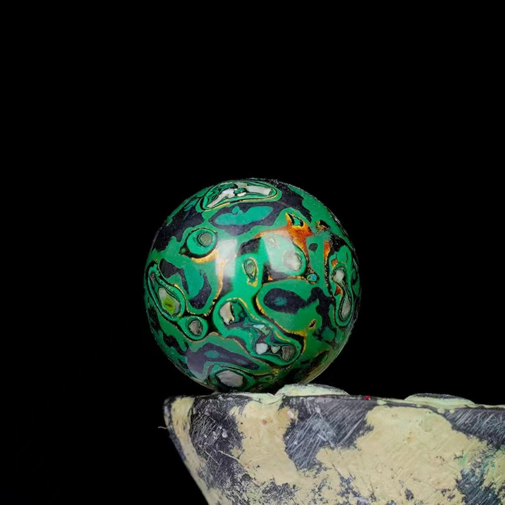 ハンドメイド ブレスレット バングル 漆器 漆塗り リストバンド 古代の技術 黒檀 螺鈿 金箔 誕生日 周年記念日