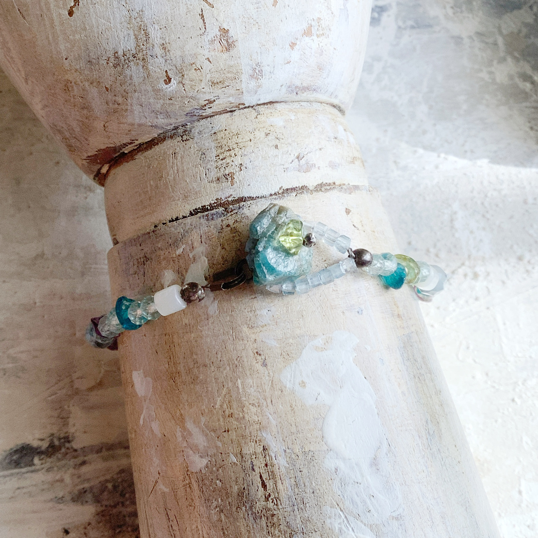 天然石青系ビーズブレス　アパタイト