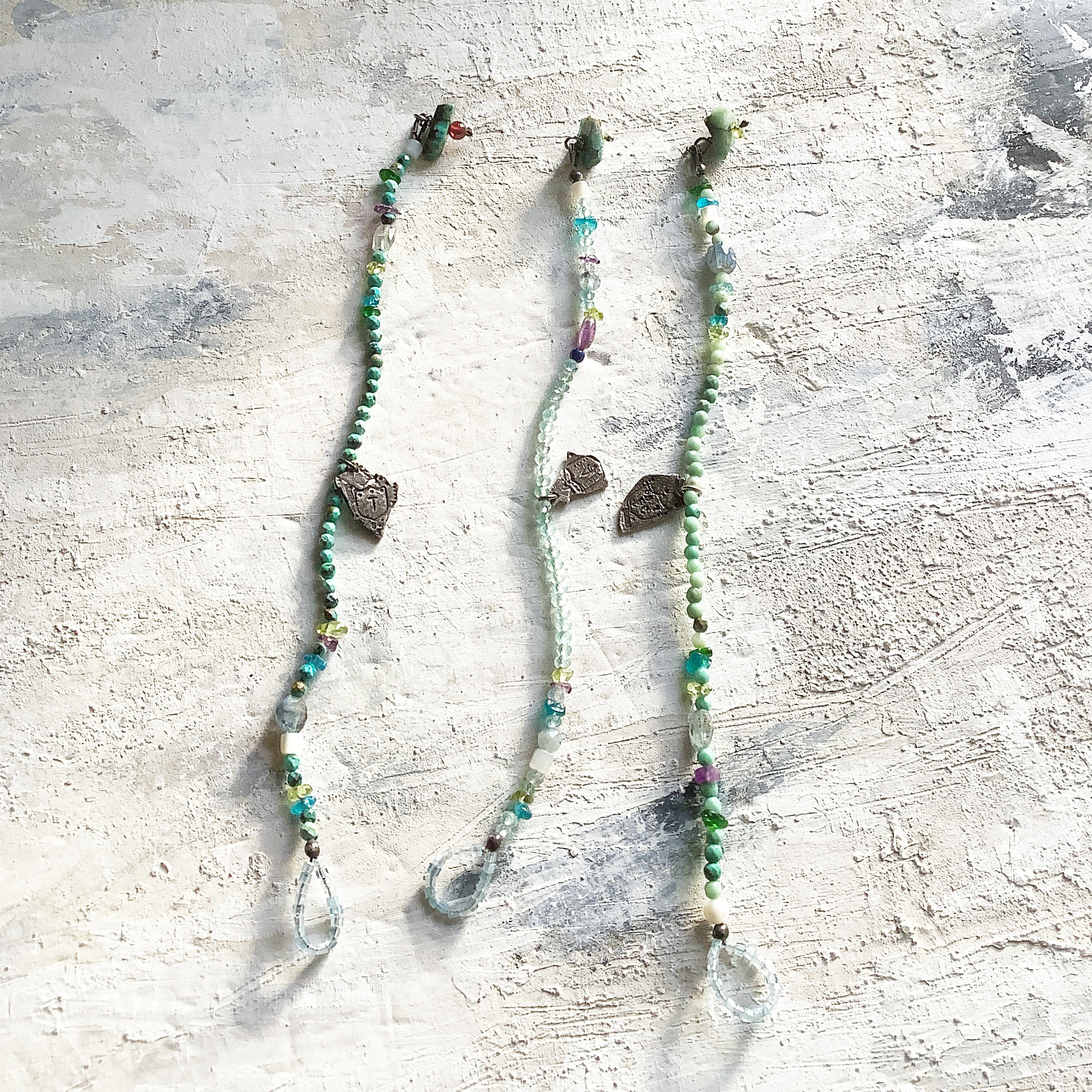 天然石青系ビーズブレス　アパタイト