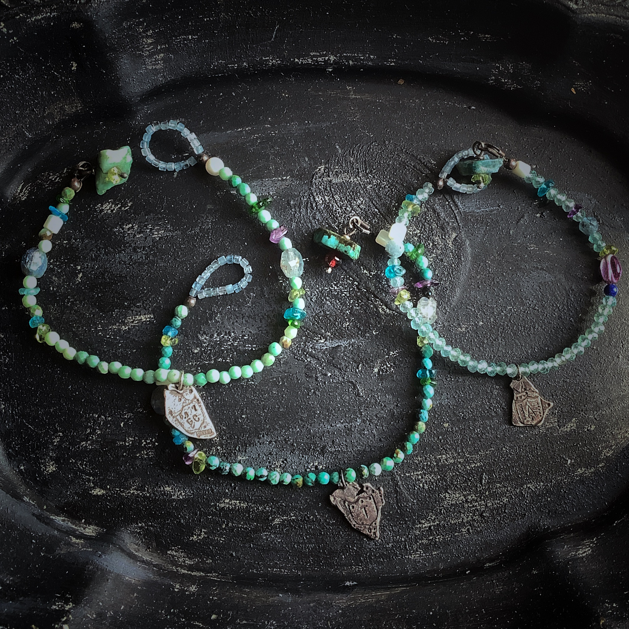 天然石青系ビーズブレス　アパタイト