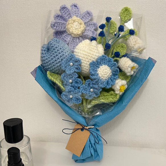 あみぐるみ花のアレンジメント 花束にも出来る一輪の毛糸の花 あみぐるみ かぎ針編み プチ