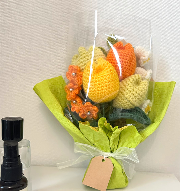 かぎ針編み 毛糸 フラワーブーケ オレンジ チューリップ あみぐるみ M 