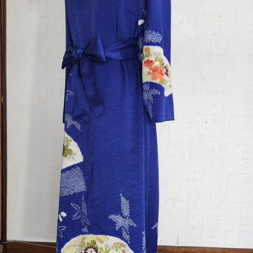 C823.着物リメイク、総絞り、ロングワンピース、リボン付き C840. 着物リメイク、綸子、ロングワンピース、リボン、ストール