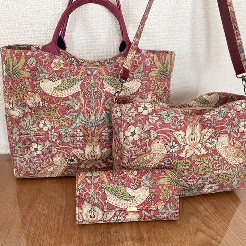 ハンドメイド　大きいトートバッグ　ウィリアムモリス　いちご泥棒　川島織物 ウィリアムモリス いちご泥棒 川島織物 大きなトートバッグ