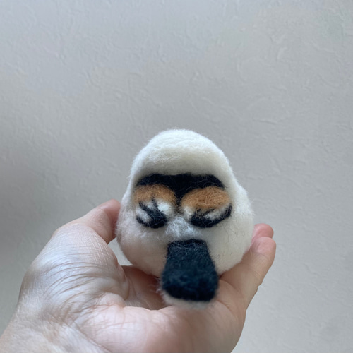 羊毛】ふわふわシマエナガさん 羊毛フェルト ansaku 通販 18624205