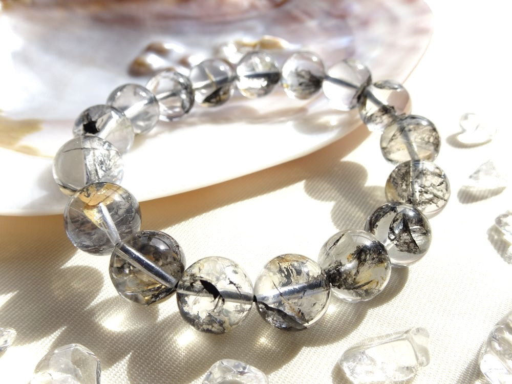 グラファイトインクォーツ(エレスチャルクォーツ)カット 超cool☆天然石エレスチャルクォーツ、グラファイトインクォーツ