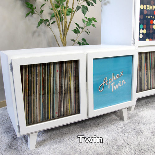 LPレコード収納 | アクリル付き扉 | おしゃれなキャビネット
