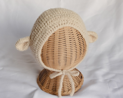 ひつじ さん の ボンネット 手編み の ベビー 帽子 帽子(ベビー