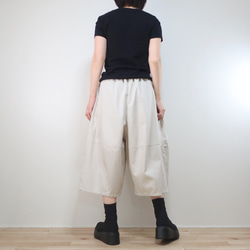 柔軟乳白色，休閒時尚的氣球褲（棉質/米白色） 第15張的照片