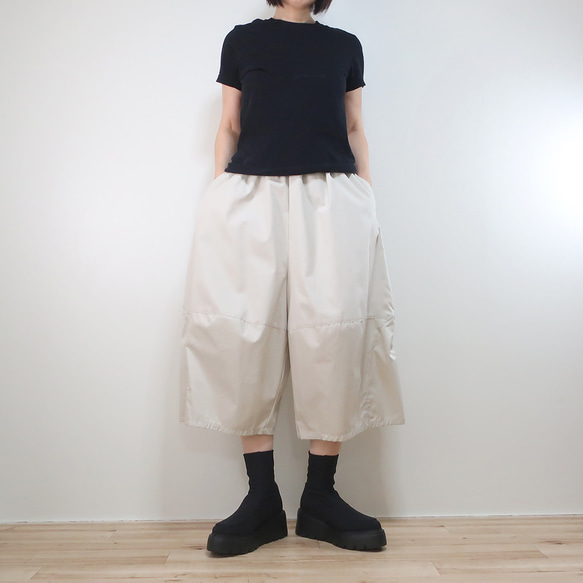 柔軟乳白色，休閒時尚的氣球褲（棉質/米白色） 第13張的照片