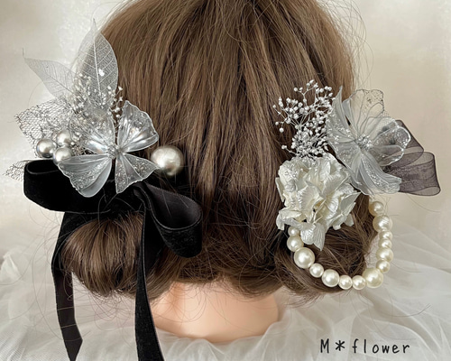 送料無料》＊シルバー系アメリカンフラワー×ベルベットリボンの髪飾り