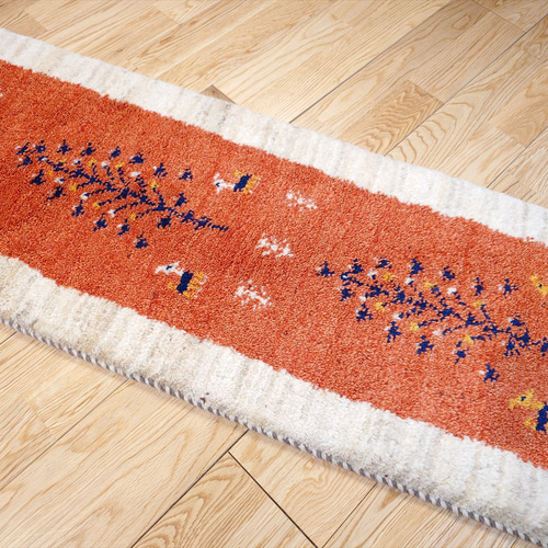 ペルシャ　ギャッベ　ミニランナー　118×40　茜色　タイル　花 新入荷】ペルシャ ギャッベ ミニランナー 細長いラグ 118x40㎝ 桃色