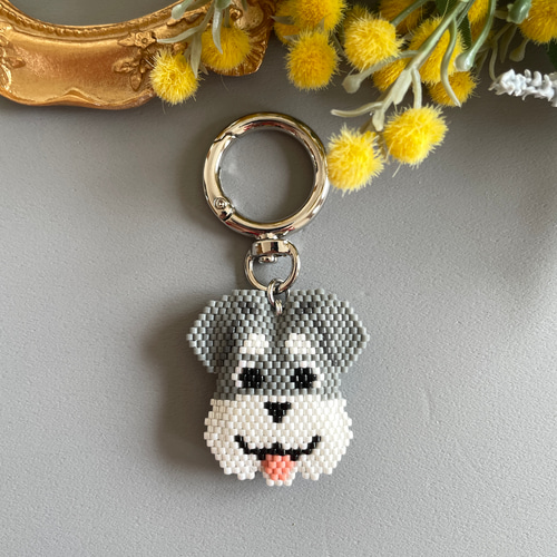 ビーズで編んだ ワンちゃん キーリング シュナウザー キーホルダー