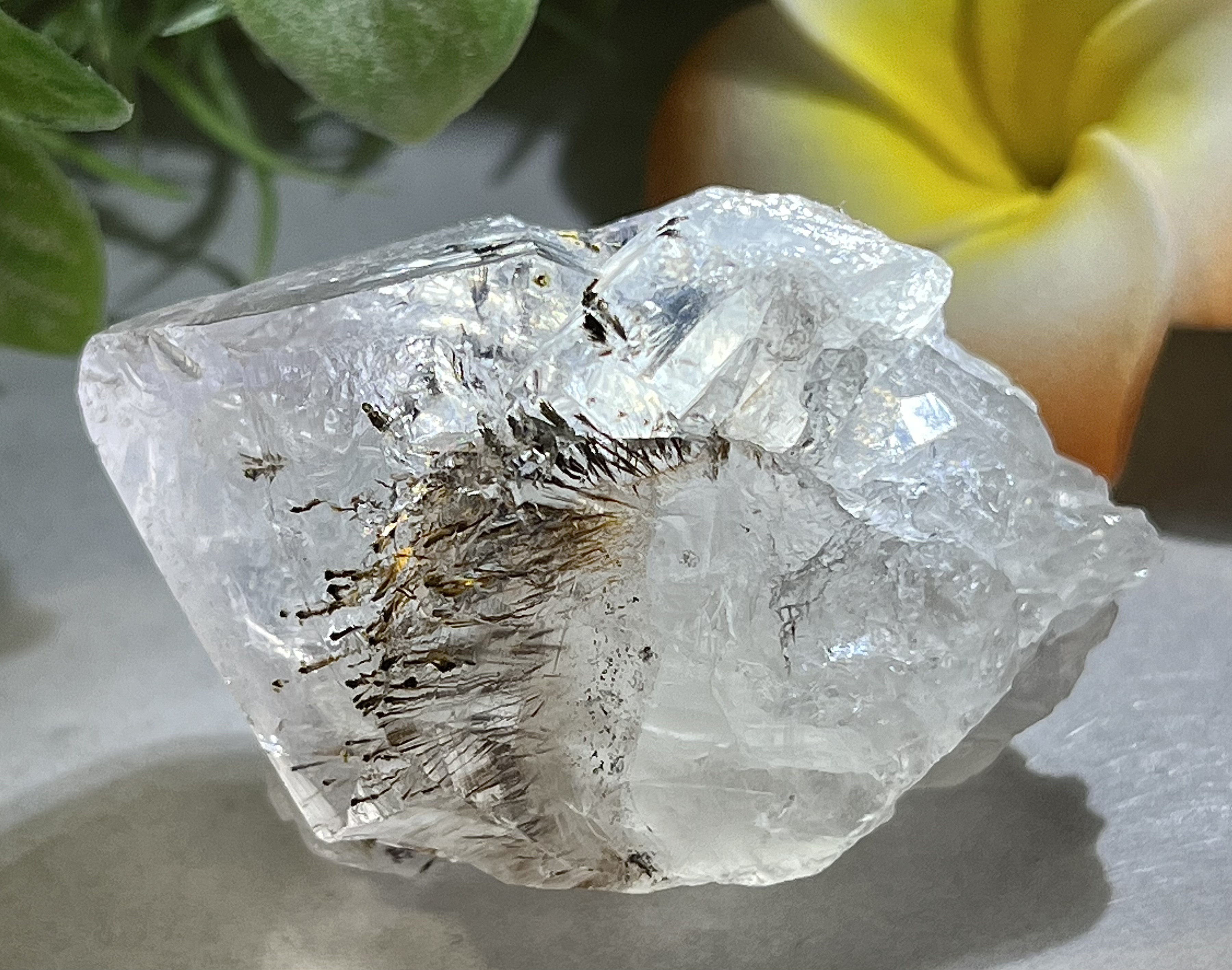 みっちりカコクセナイト内包✨　レインボー　ラベンダーアメジスト　結晶　原石