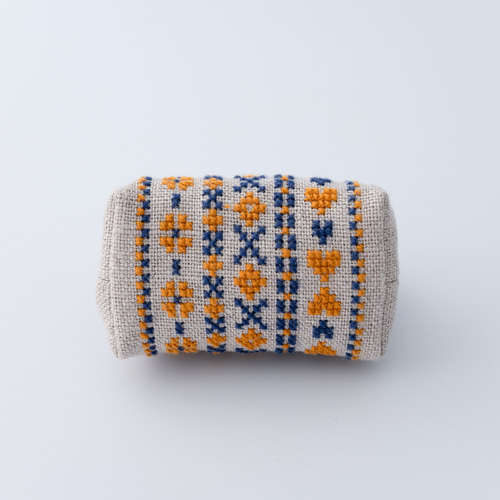 【リネン刺繍　nonpii様オーダー専用ページ】マルチクロス　ボートポーチ リネン刺繍 nonpii様オーダー専用ページ】マルチクロス ボート