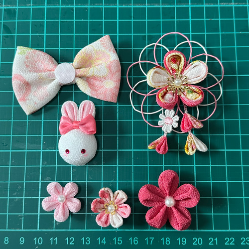 羽子板 飾り 【雪恋華】つまみ細工 ヘアバンド 七五三 髪飾り