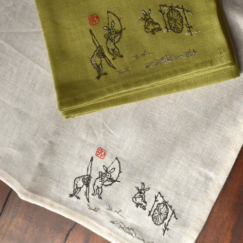 南アフリカ製 刺繍入りテーブルクロス/七面鳥 160×280cm ナプキンセット 南アフリカ製 刺繍入りテーブルクロス/七面鳥 160×280cm ナプキン