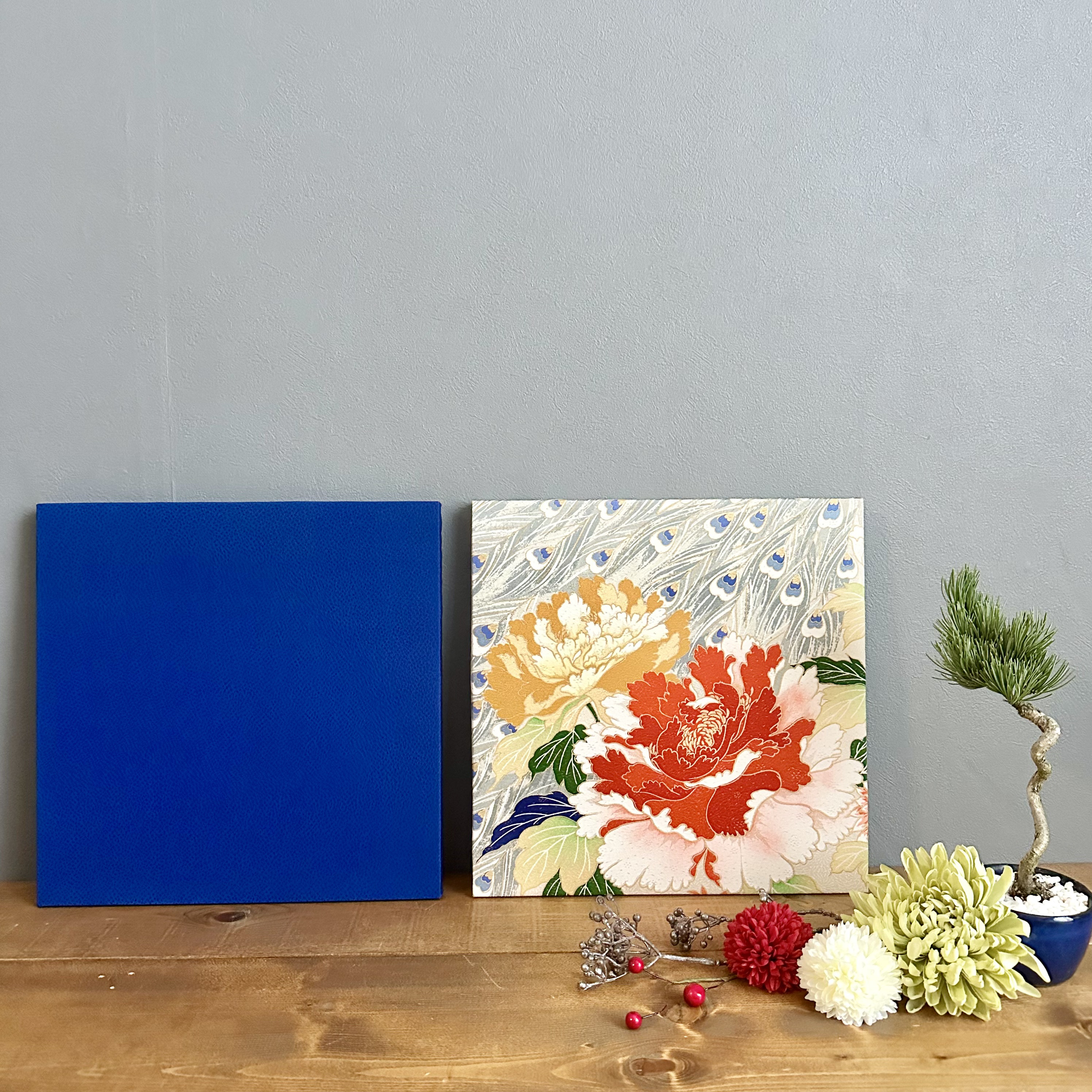 着物のファブリックパネル　大輪の牡丹×青（2枚セット30×30cm 着物　リメイク　インテリア　ギフト　正月飾り 七五三
