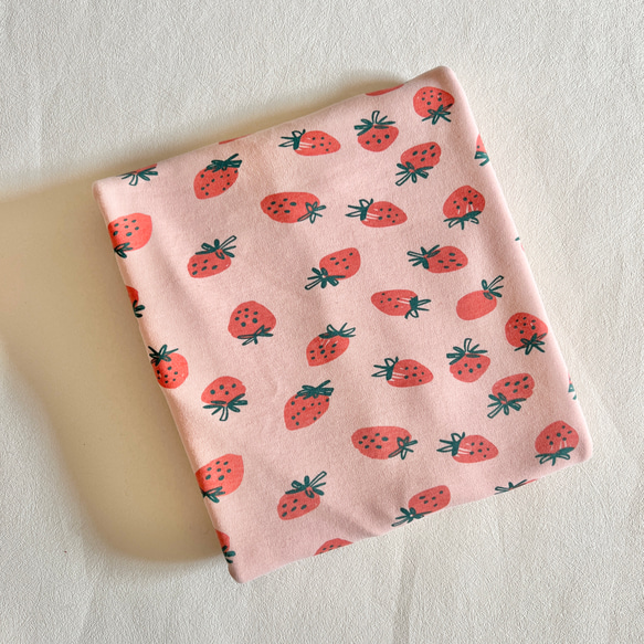 幅広！ 40フライスニット生地（いちご②） 韓国生地 生地  