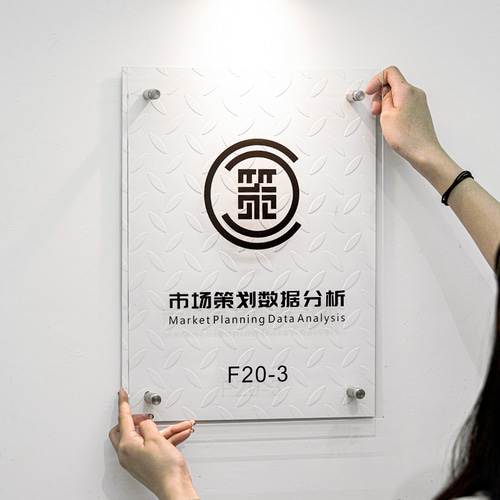 鉄製の看板 オーダーメイド インスタ映えのアクリルミルクティー専門店