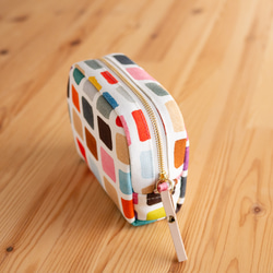 スクエアポーチ／Color Palette 6枚目の画像