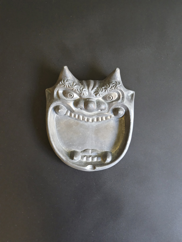 鬼の小物入れ/お香皿/灰皿【大】 その他雑貨 藤本鬼瓦製作所 通販