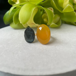 〈褒められリング〉 青と黄色　ブルータイガーアイ＋クリスタル×イエローカルセドニーフォークリング 5枚目の画像